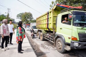‎Pemerintah Kota Bandar Lampung Cor Beton Jalan Teuku Cik Ditiro‎