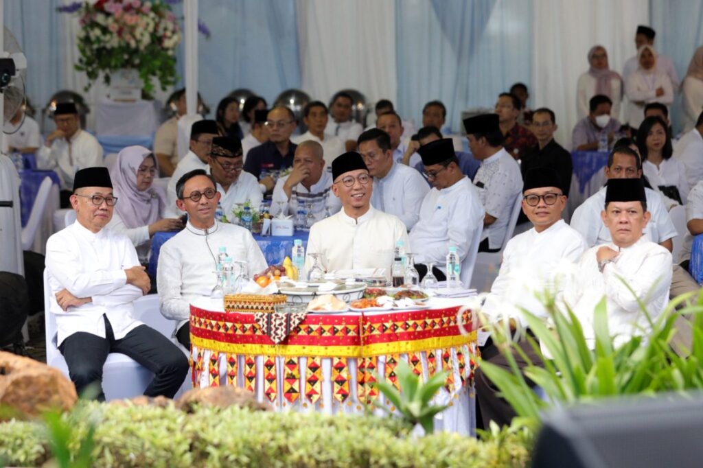 Gubernur Mirza Buka Puasa Bersama Lembaga Jasa Keuangan dan Perbankan se-Provinsi Lampung