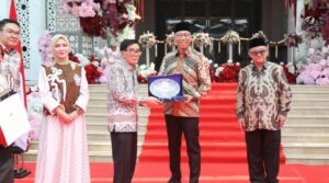Perkuat SDM Lampung, Gubernur Mirza dan Mendikdasmen Luncurkan Sekolah Eibos dan Masjid Ummi
