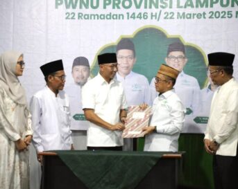 Gubernur Mirza Teken Naskah Perjanjian Hibah Daerah yang akan Dijadikan Kantor PWNU Lampung