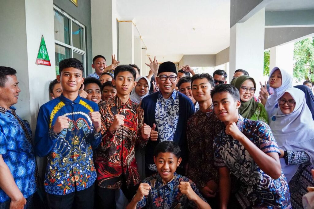 Gubernur Lampung Tinjau SPPG Rajabasa, Pastikan Protokol Keamanan Pangan Dijalankan