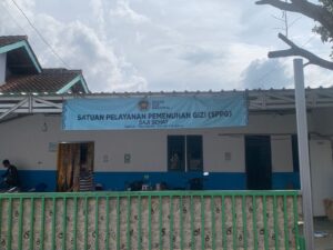 Dapur SPPG Way Kandis Diduga Buang Limbah Sembarangan, Warga Keluhkan Bau Menyengat