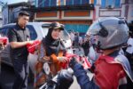 Jelang HUT RI ke-81, Wali Kota Bandar Lampung Bagikan 10 Ribu Bendera Merah Putih ke Masyarakat