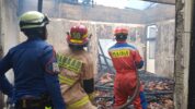 Gedung Kosong Kejari di Jalan WR Supratman Dilalap Si Jago Merah
